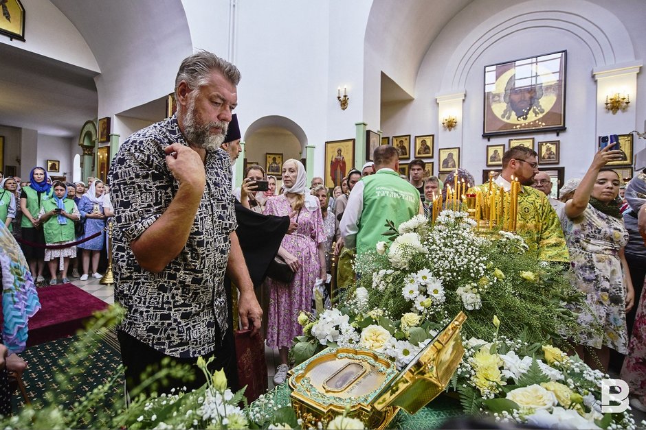 В Казань доставили ковчег с мощами Сергия Радонежского