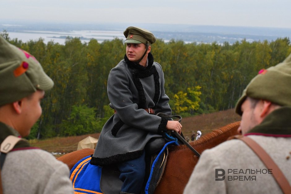 Актеры на фестивале «Рождение легендарной и непобедимой»