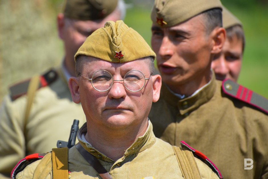 Участники IV Всероссийский фестиваль военно-исторической реконструкции «Военные игры «Элбэдэн»