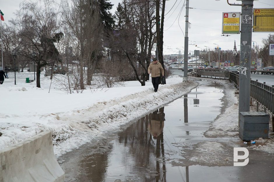 Ул.Декабристов у Издательства