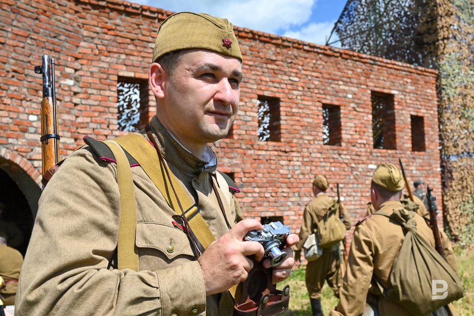 Участники IV Всероссийский фестиваль военно-исторической реконструкции «Военные игры «Элбэдэн»