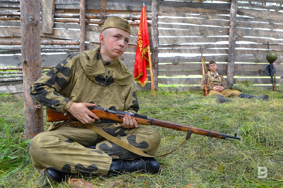 Участники IV Всероссийский фестиваль военно-исторической реконструкции «Военные игры «Элбэдэн»