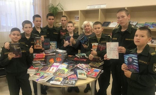 «ТАИФ-НК» закупил книги для Татарстанского кадетского корпуса имени Героя Советского Союза Г.Б. Сафиуллина