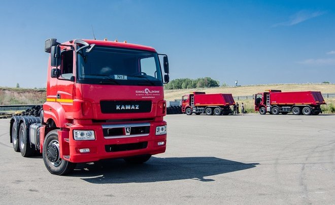 Полицейских Кировской области и компанию из Татарстана подозревают в махинациях с продажами КАМАЗов на 837 миллионов рублей